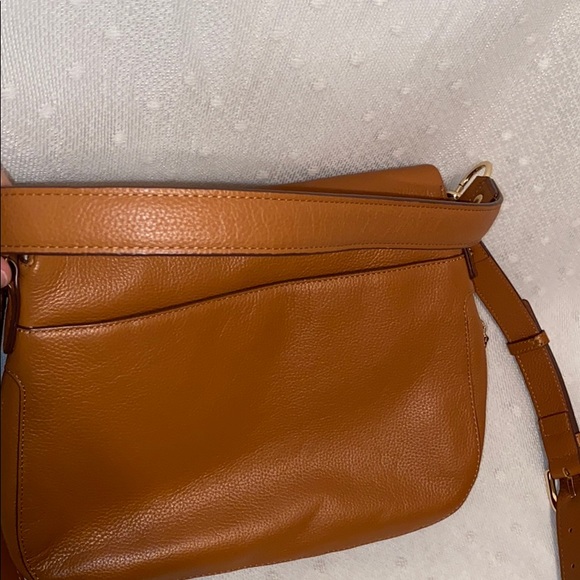*SOLD*Nordstrom Bella Leather Crossbody Bag - Picture 10 of 14